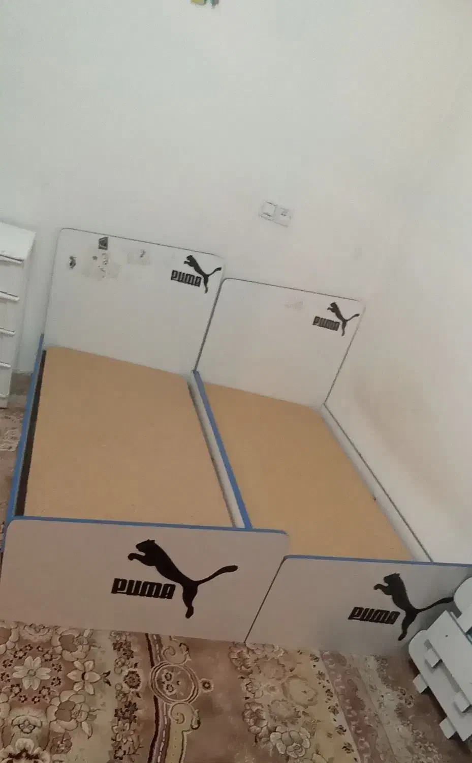 تخت وکمد نوجوان|تخت و سرویس خواب|زرندیه, |دیوار