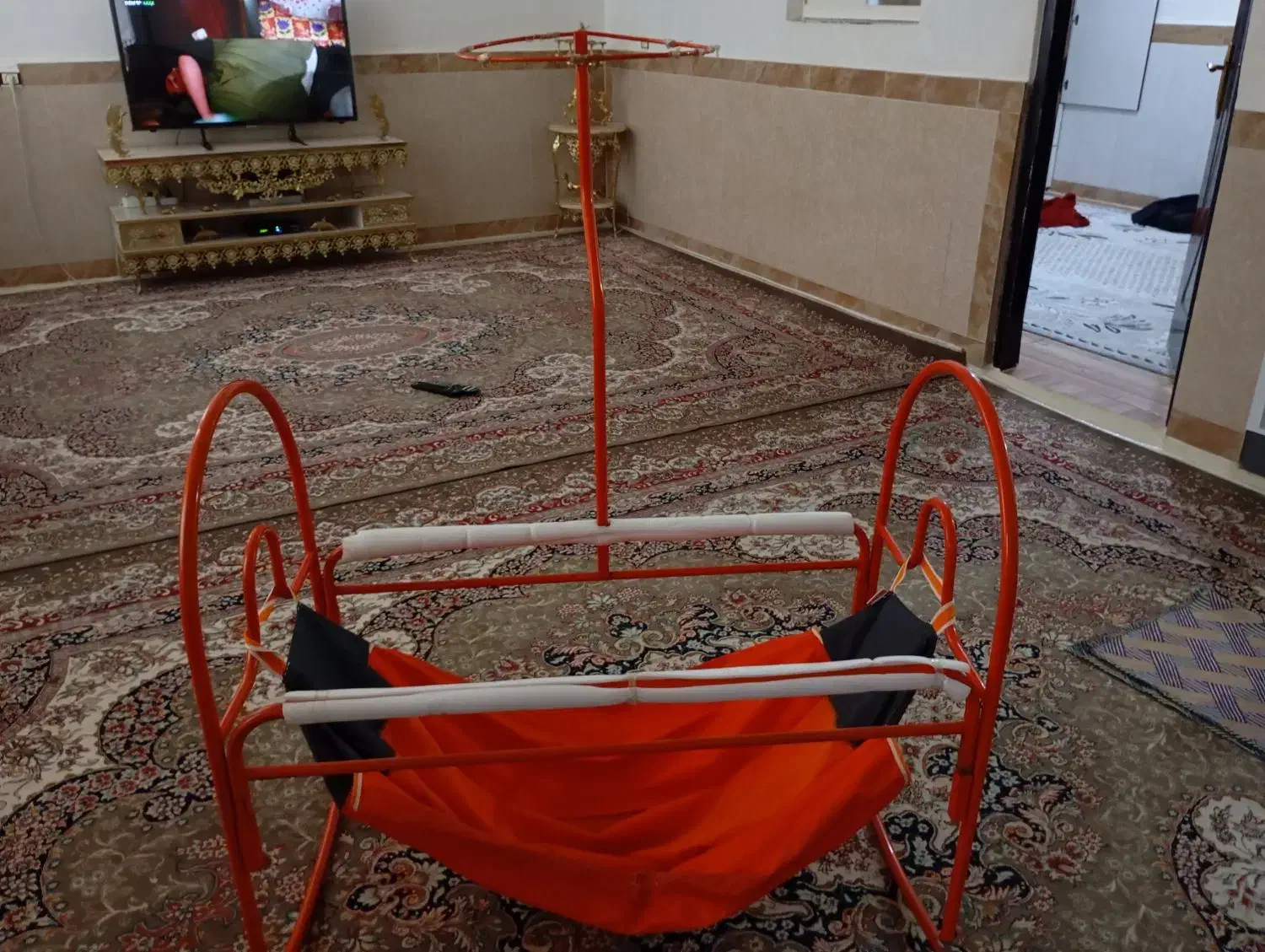 گهواره بچه|تخت و صندلی بچه|کرمانشاه, |دیوار