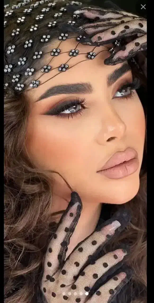 میکاپ شینیون حرفهای اقتصادی فقط ۸۰۰|خدمات آرایشگری و زیبایی|اصفهان, خواجه عمید|دیوار