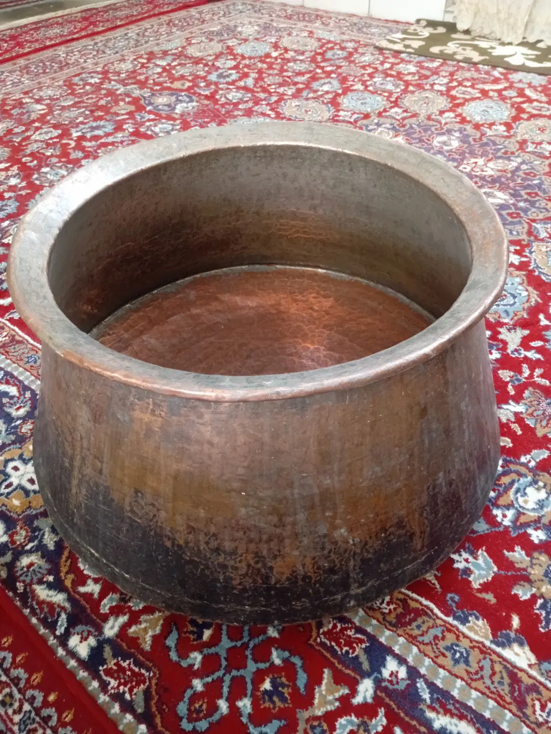 دیگ مسی|ظروف پخت‌وپز|فسا, |دیوار