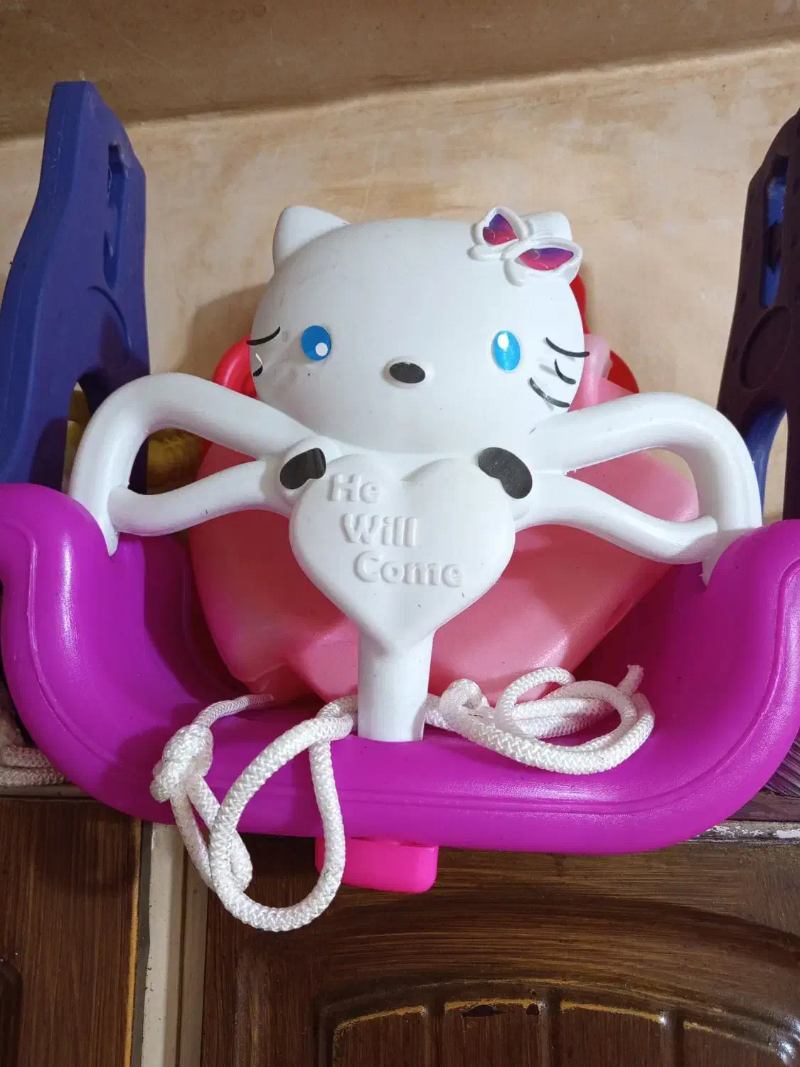 تاب|اسباب‌بازی بچه|باوی, |دیوار