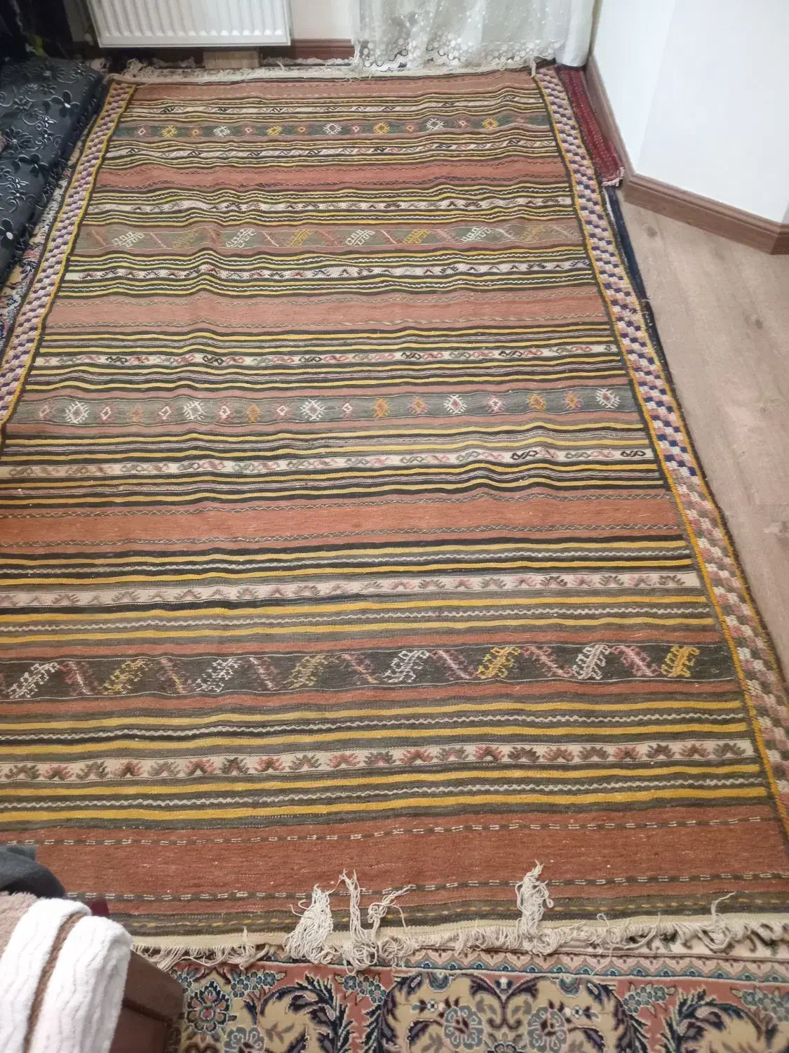 گلیم دست باف قدیمی|گلیم، جاجیم، گبه|کرمان, |دیوار