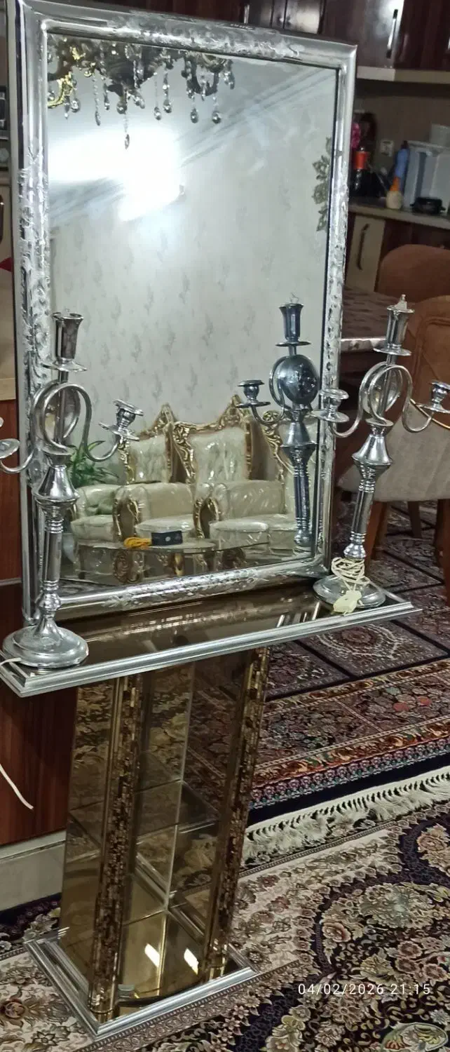 آینه و شمعدان|آینه|نیشابور, شهرآرا|دیوار