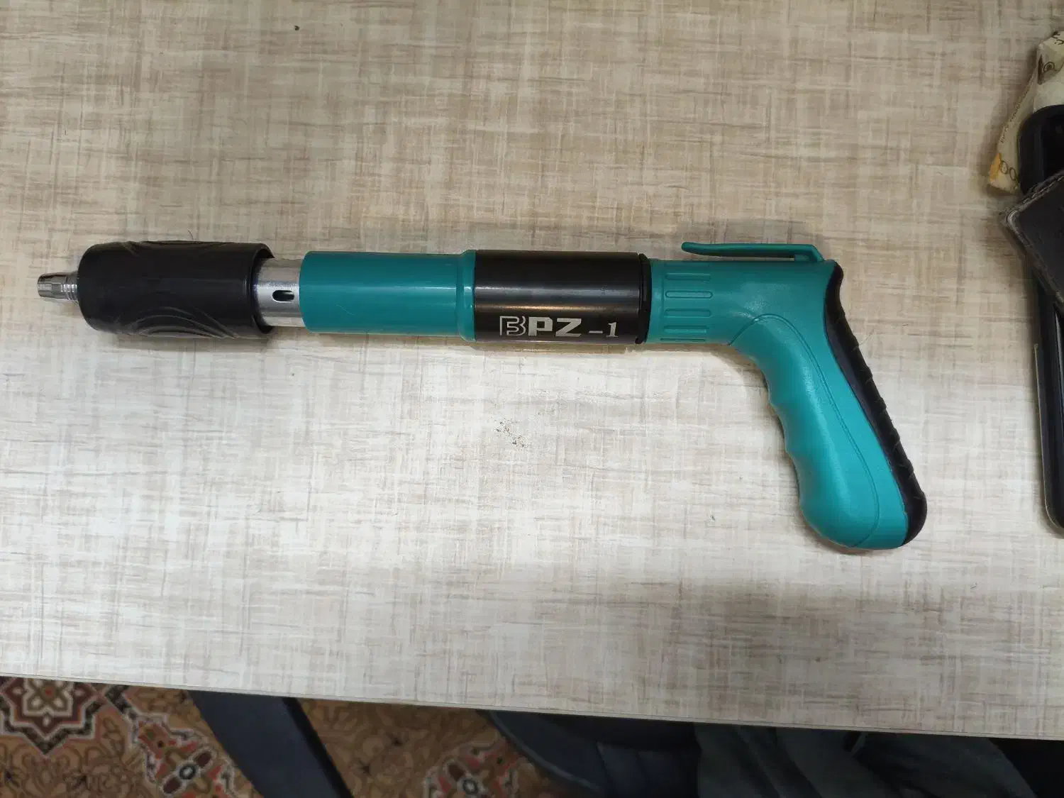 میخکوب تفنگی|ابزارآلات|لاهیجان, شهید آوینی|دیوار