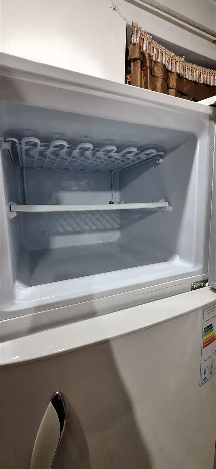 فروش یخچال فریزر امرسان سالم و در حد نو|یخچال و فریزر|رشت, کوی فکوری|دیوار