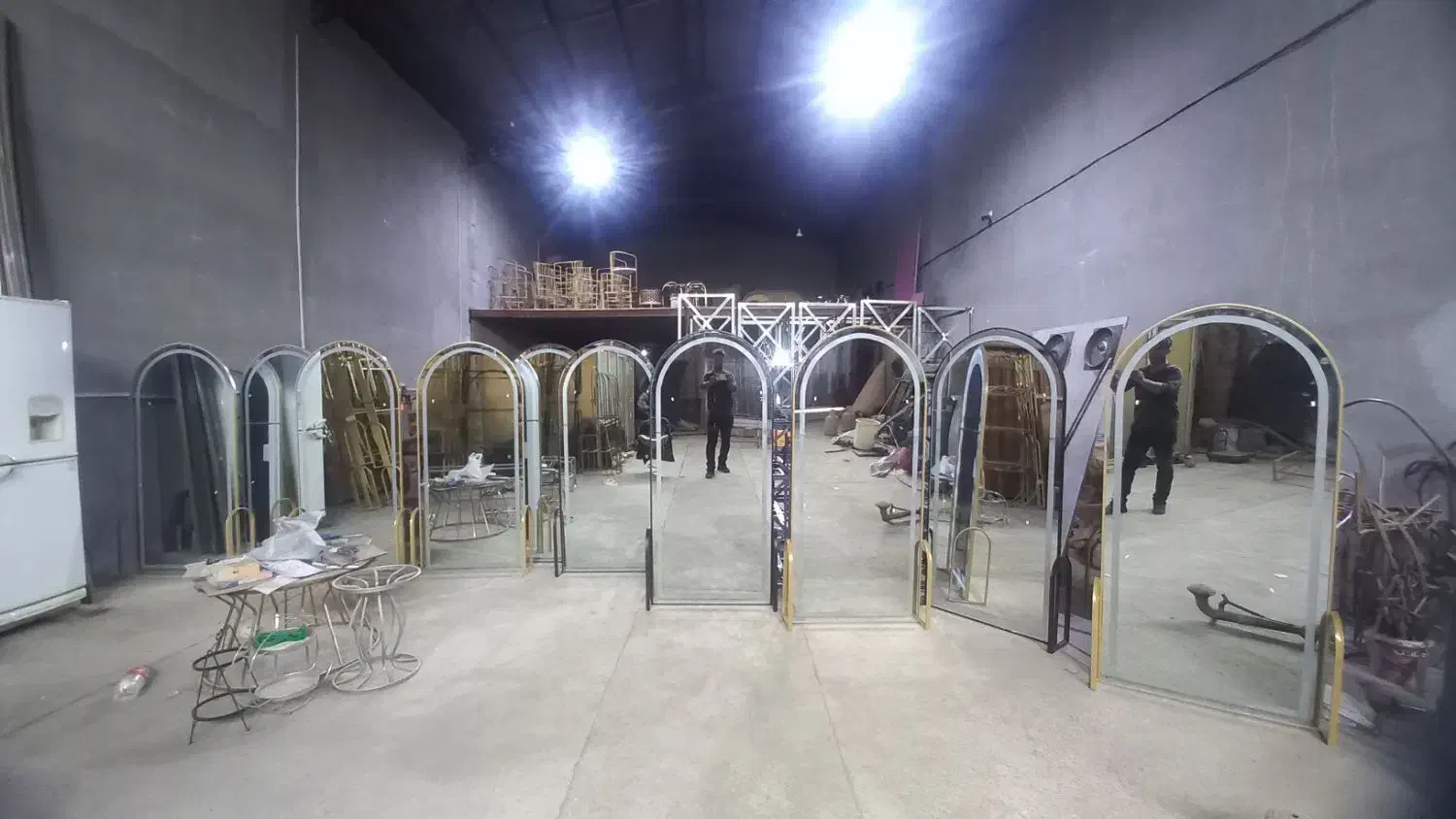 آینه|آینه|تبریز, |دیوار