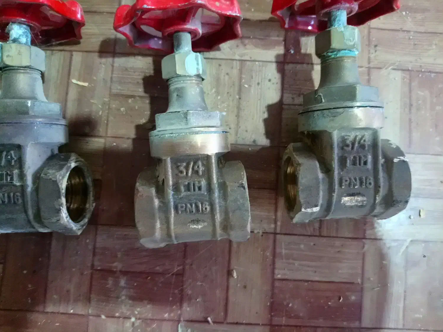 شیرفلکه(ولو)|مصالح و تجهیزات ساختمان|شهرکرد, |دیوار