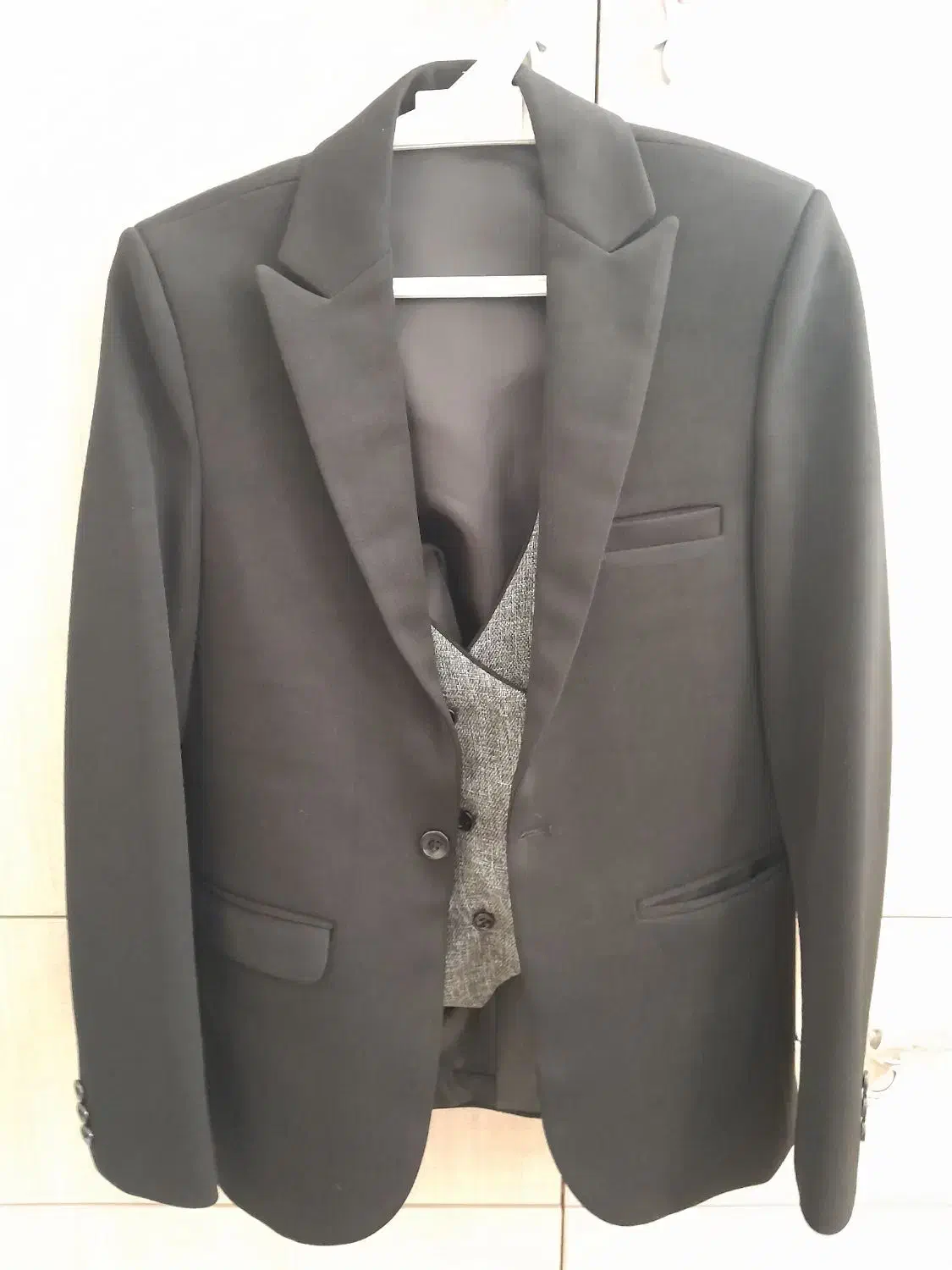 کت و شلوار همراه با جلیقه|لباس|قم, شاه ابراهیم|دیوار