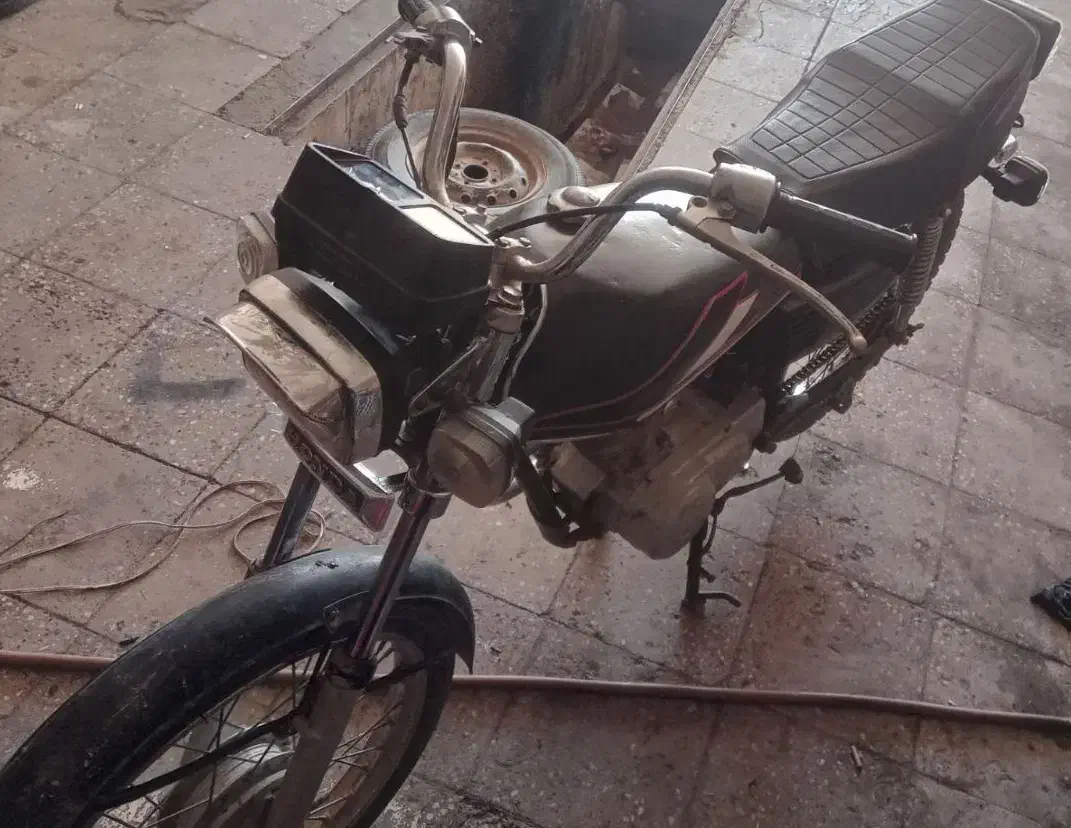 متور هندا ۱۲۵|موتورسیکلت|رفسنجان, |دیوار