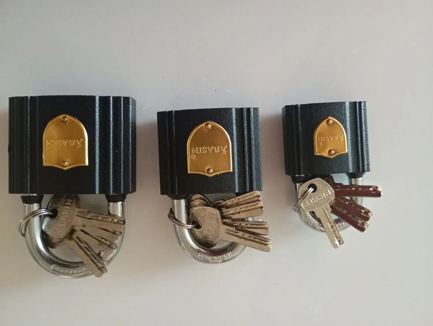 قفل اصلی|ابزارآلات|تربت‌حیدریه, منصوریه|دیوار