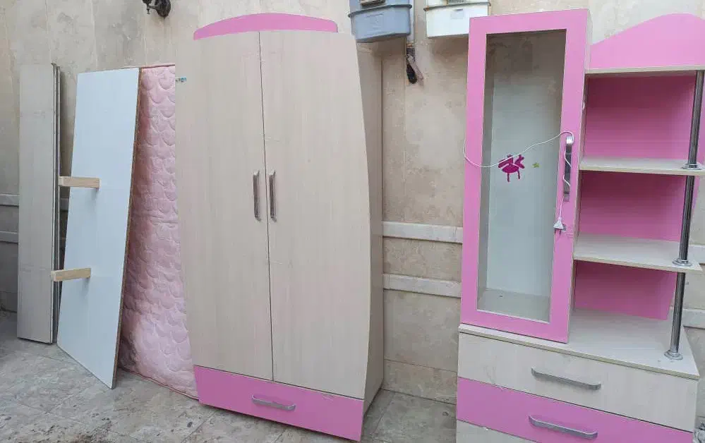 سرویس خواب نوجوان|تخت و سرویس خواب|قم, زنبیل آباد|دیوار