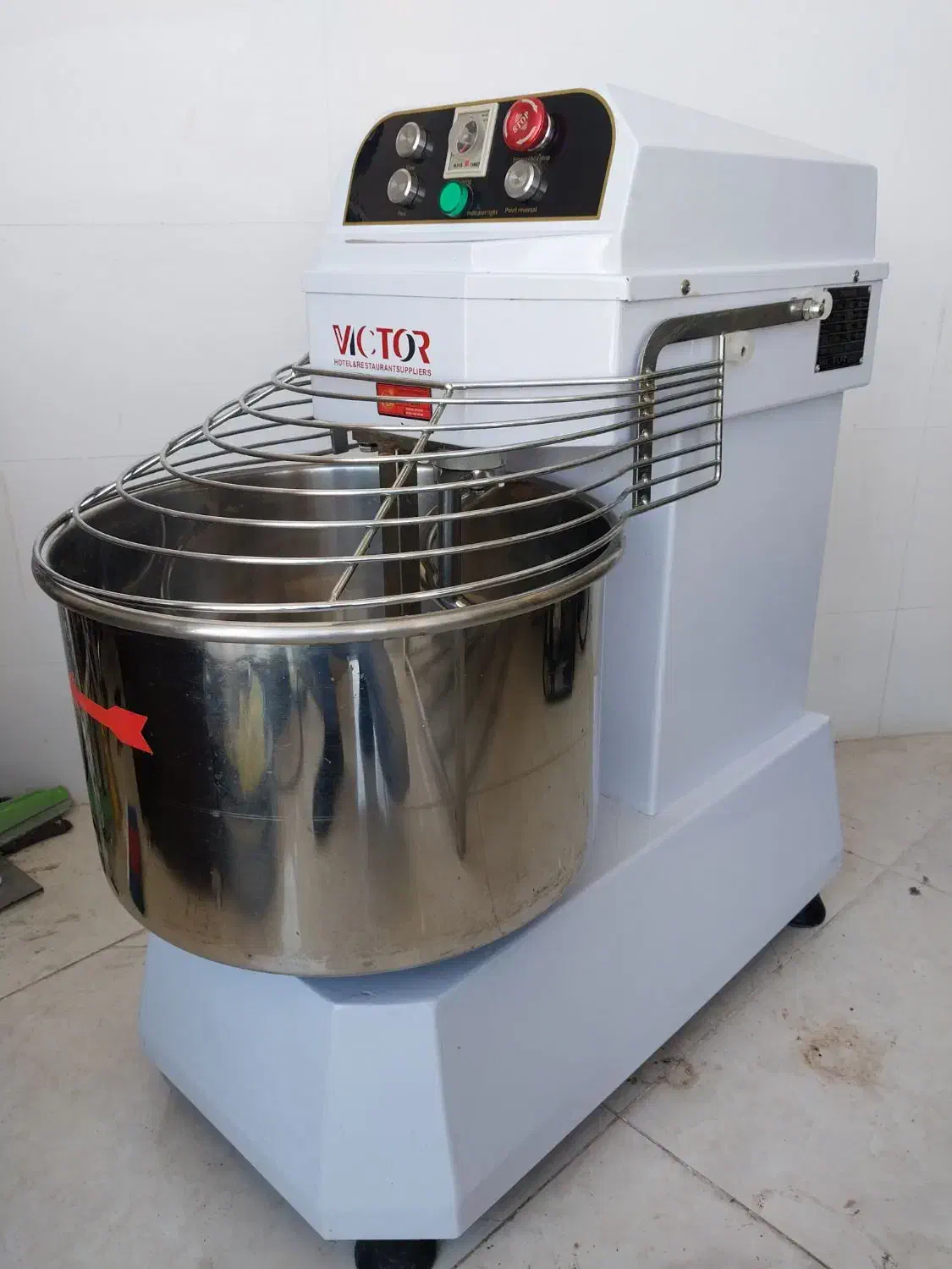 خمیر گیر اسپیرال ۴۵ لیتری ویکتور|کافیشاپ و رستوران|شیراز, بریجستون|دیوار