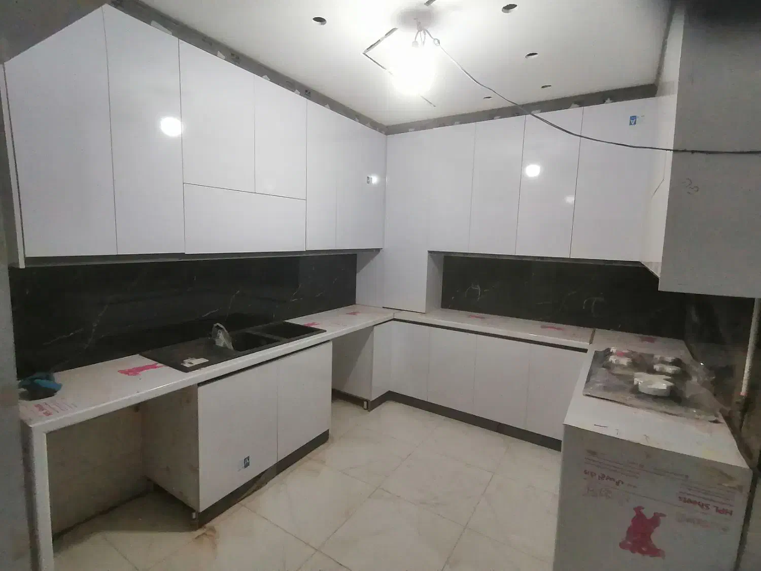 کابینت کمد درب چهارچوب فلزی|جاکفشی، کمد، دراور|فرخ‌شهر, |دیوار