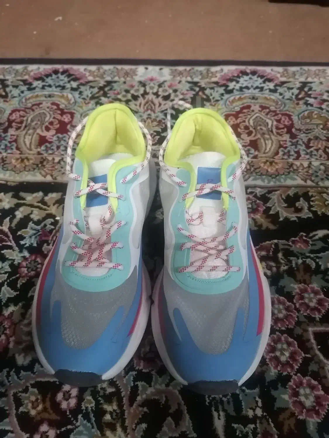 کفش اسپرت اورجینال رنگ خاص و کمیاب سایز ۴۳|کیف، کفش، کمربند|بیرجند, |دیوار