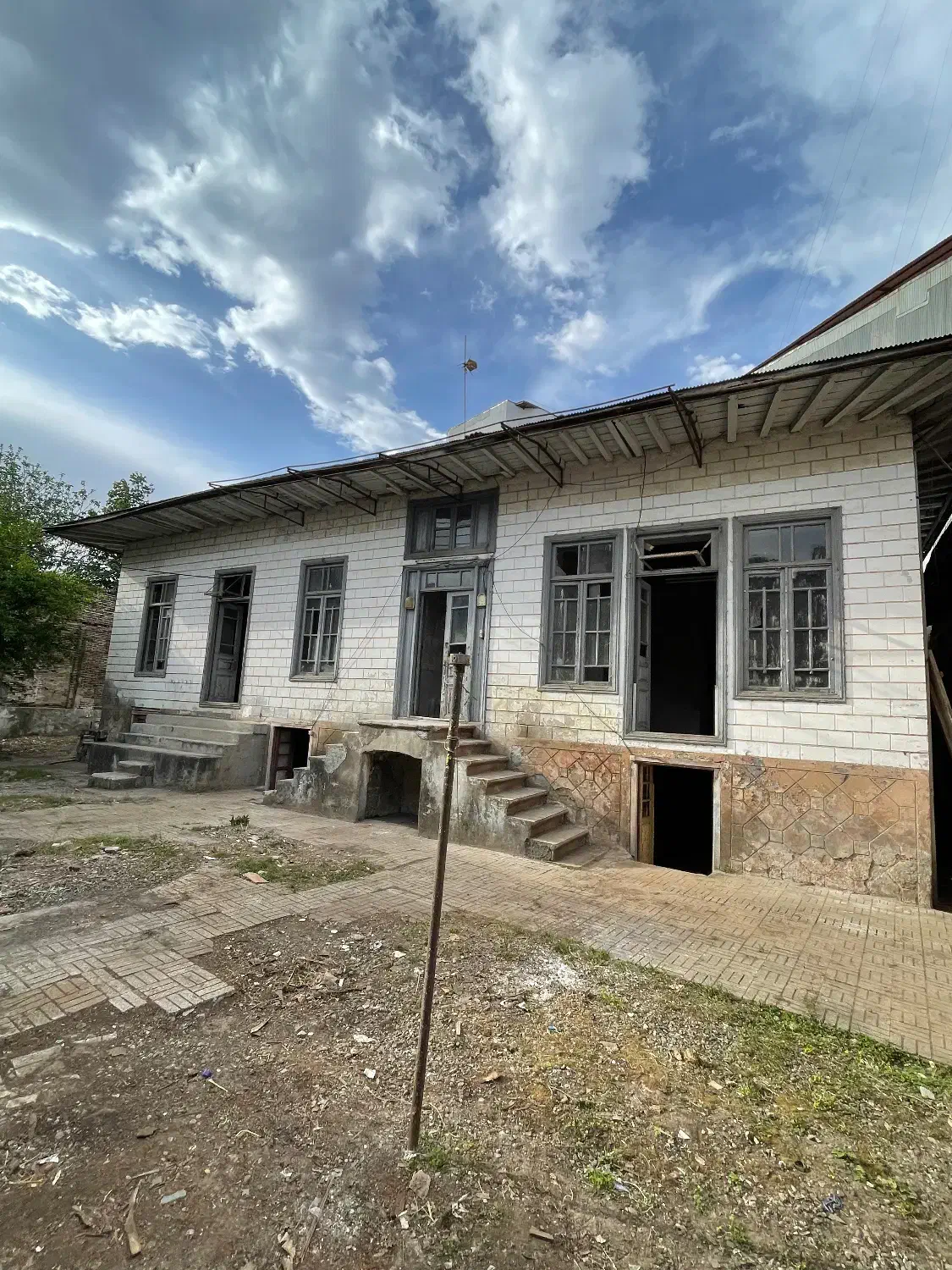 اجاره خانه ویلایی قدیمی در بازاربزرگ رشت|اجارهٔ خانه و ویلا|رشت, بازار|دیوار