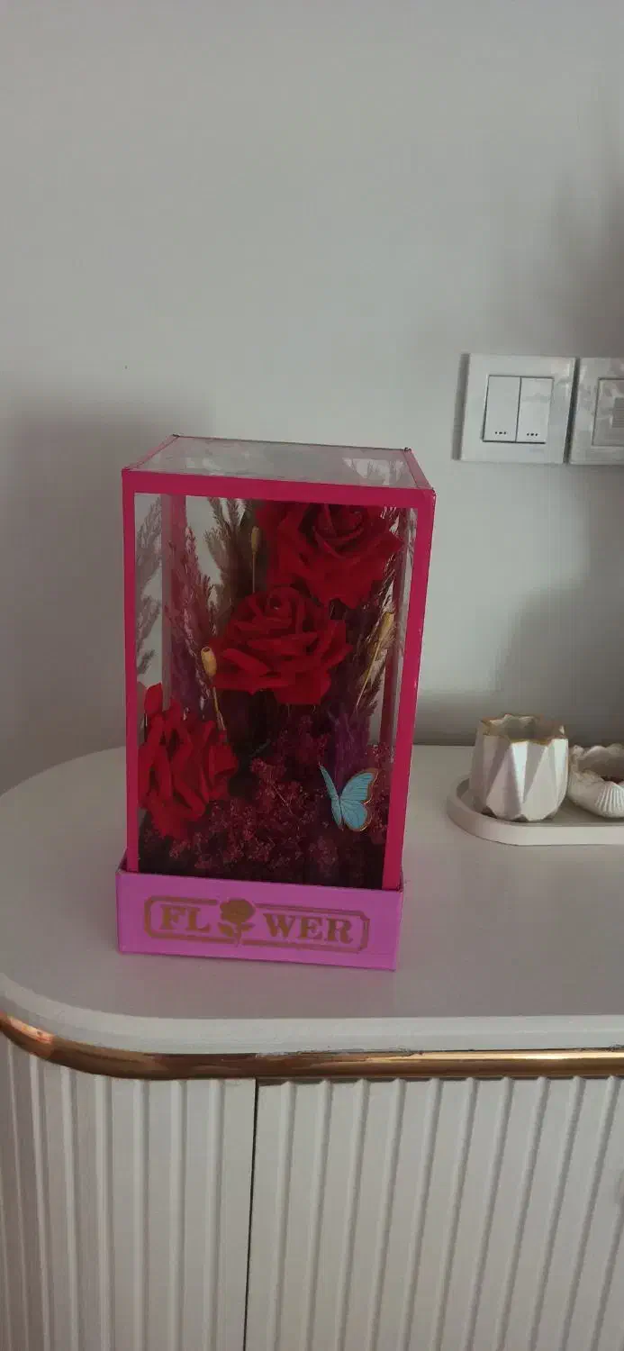 دوتا گل مصنوعی|گل مصنوعی|گرگان, |دیوار