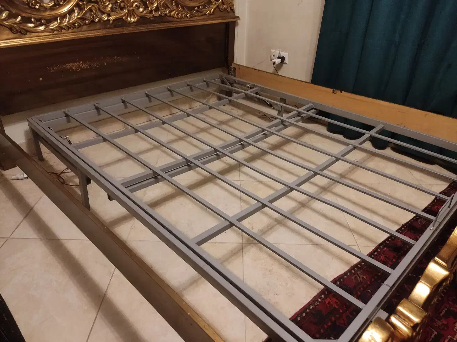زیر تختی جکدار فلزی|تخت و سرویس خواب|تهران, شهرک آزادی|دیوار