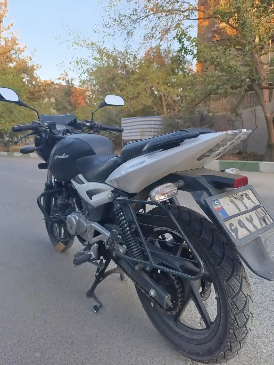 موتور پالس ۲۲۰ مدل ۹۵ پلمپ|موتورسیکلت|تهران, قصر فیروزه ۱|دیوار