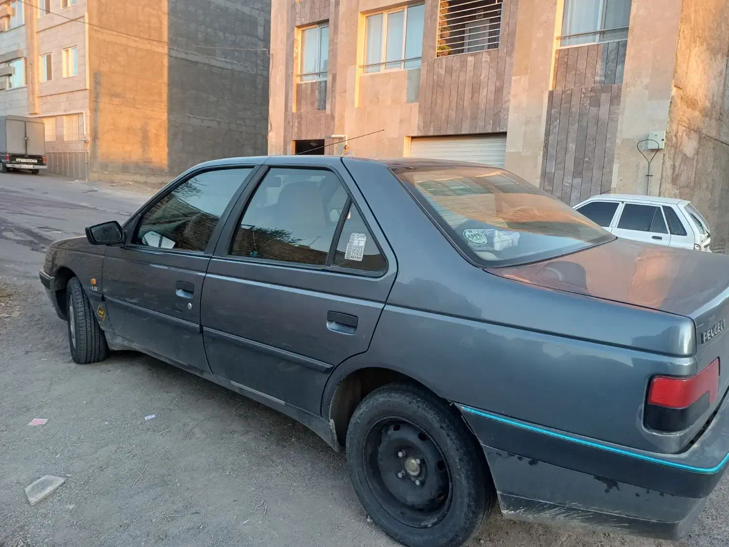 فروش ۴۰۵ مدل ۹۸|خودرو سواری و وانت|محلات, |دیوار