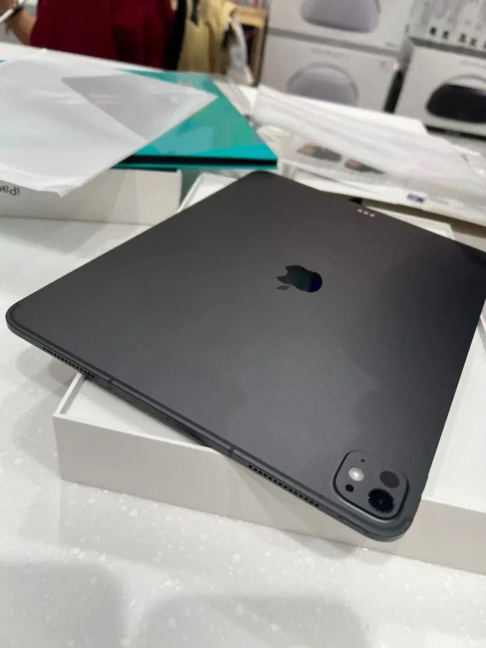 آیپد ۲۰۲۴ پرو ۱۳ اینچ|تبلت|ایرانشهر, |دیوار