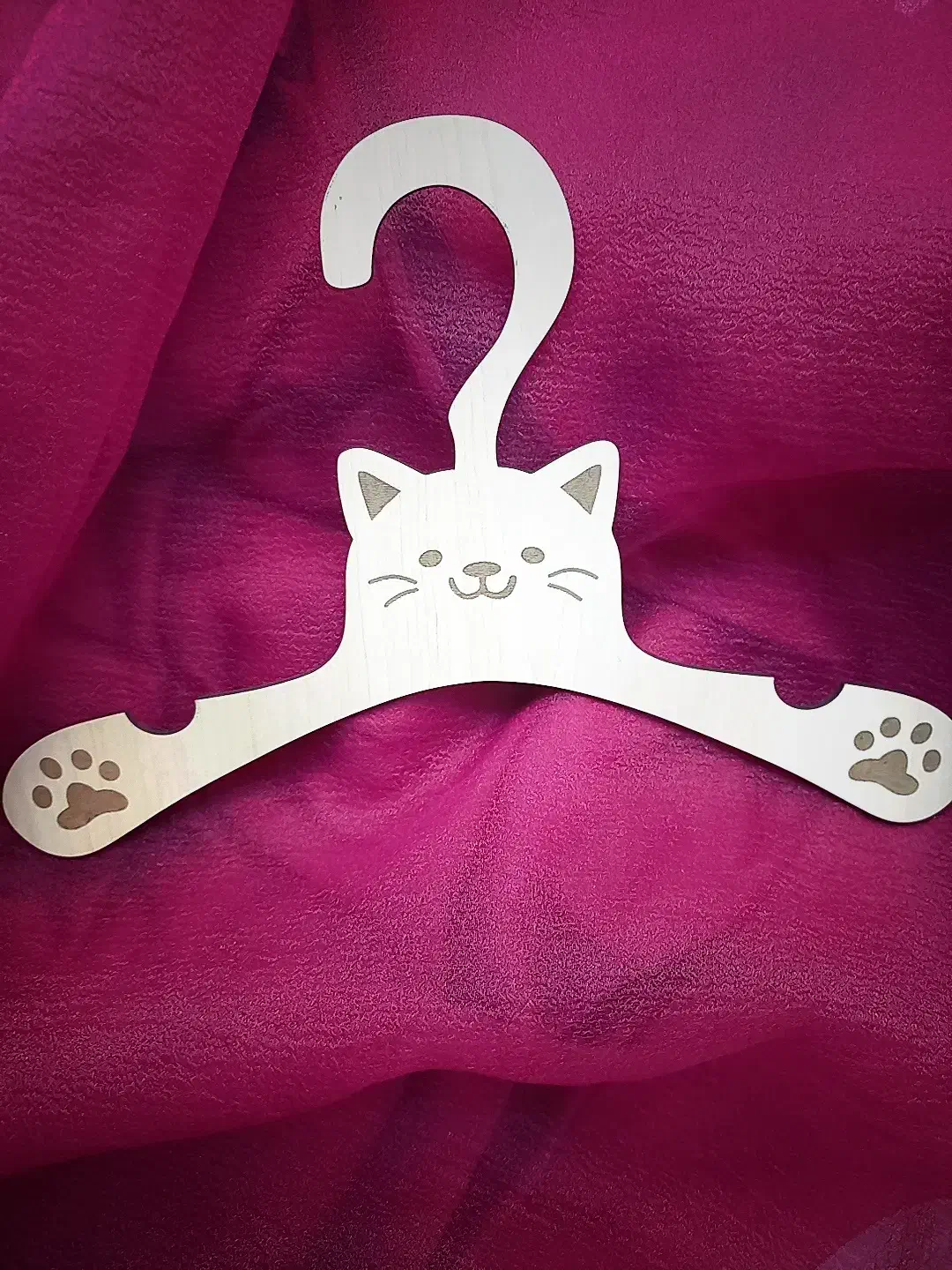 آویز لباس کودک|اسباب و اثاث بچه|اصفهان, باغ زرشک|دیوار