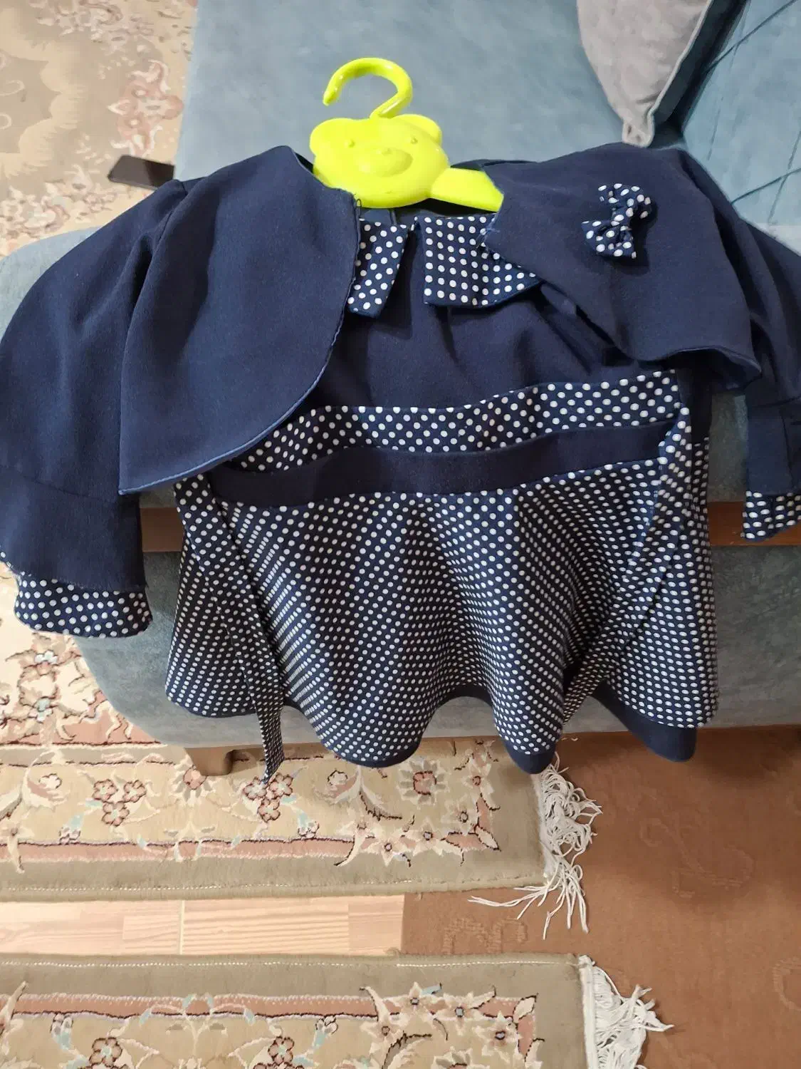 فروش کت و سارافون تمیز و سالم|کفش و لباس بچه|خمینیشهر, |دیوار