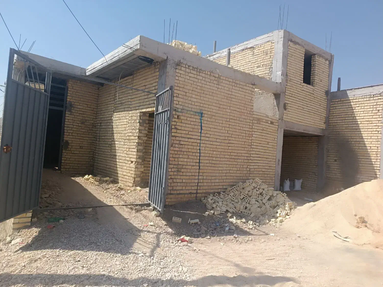 خونه-اسکلت سقف زده|فروش خانه و ویلا|داراب, |دیوار