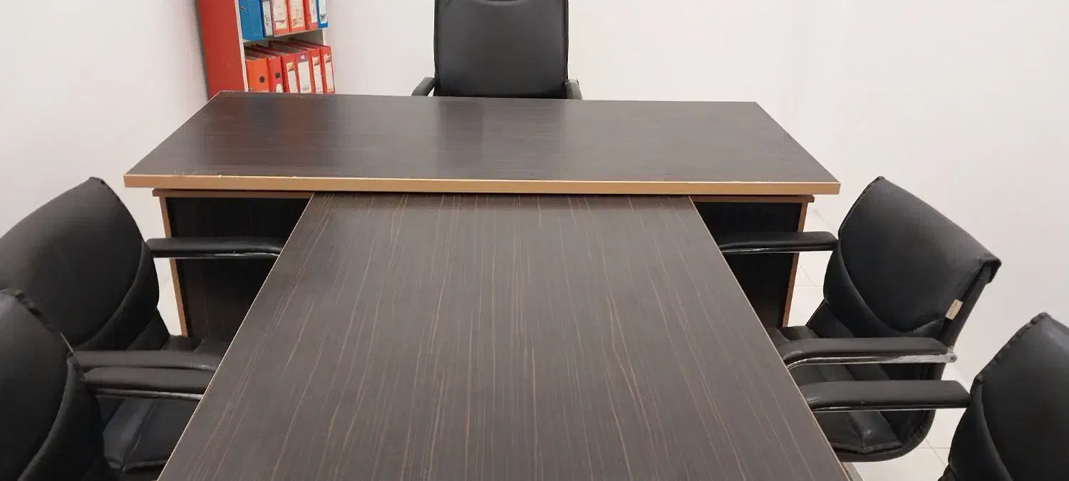 میز و صندلی اداری|مبلمان اداری|مشکیندشت, |دیوار