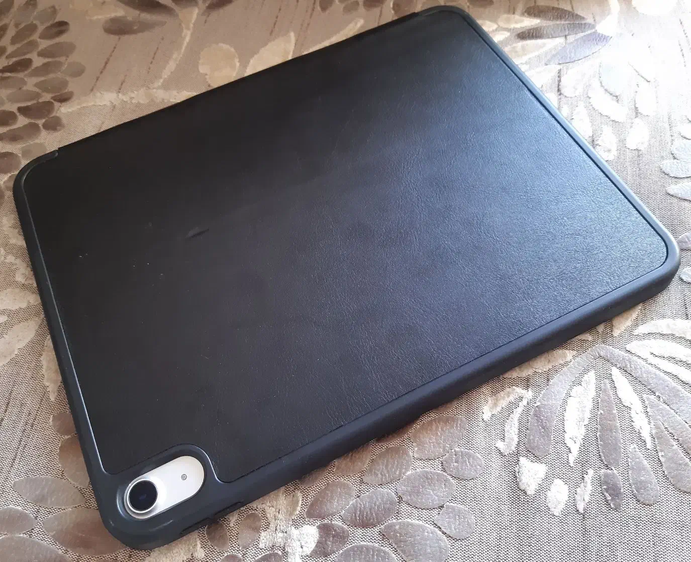 iPad 10.9 2022 WiFi بسیار کم کار بهمراه قلم|تبلت|اصفهان, مفتح|دیوار