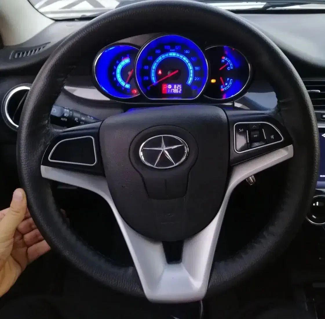 چرم فرمان،دوخت چرم دور فرمان فابریکی انواع خودرو|قطعات یدکی و لوازم جانبی|تهران, شهرک غرب|دیوار