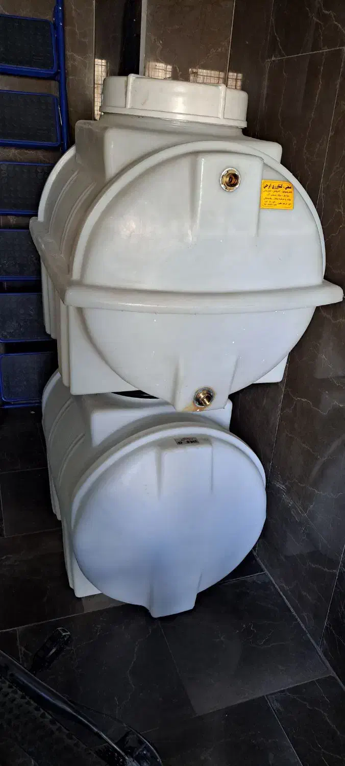 مخزن آب۲۰۰لیتر|مصالح و تجهیزات ساختمان|خوی, |دیوار