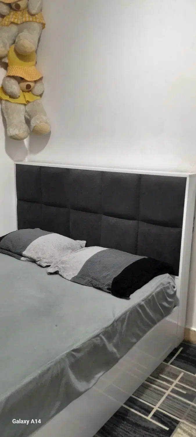 تخت دونفره بدون تشک بامیز آرایشی|تخت و سرویس خواب|مسجد سلیمان, |دیوار