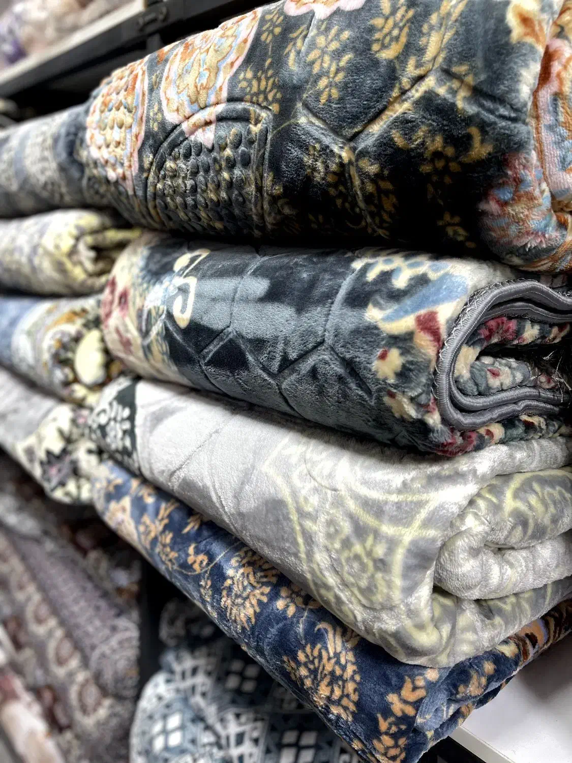 پتو فرش ،روفرشی نمدی ،روفرشی جنس درجه یک|روفرشی|کرمانشاه, |دیوار