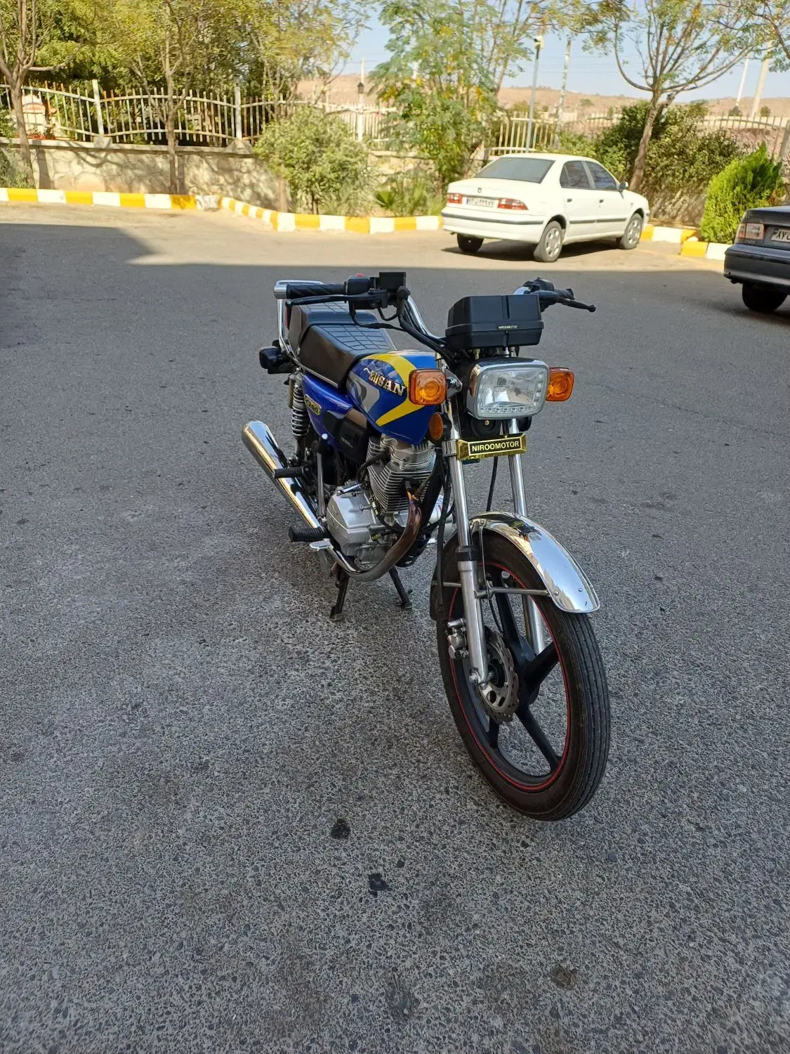 موتور احسان ۲۰۰|موتورسیکلت|پرند, فاز ۴|دیوار