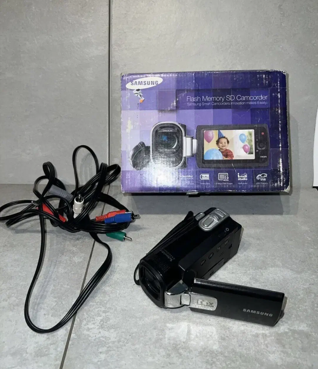 دوربین عکاسی و فیلمبرداری سامسونگ در حد نو|دوربین عکاسی و فیلمبرداری|اردبیل, |دیوار