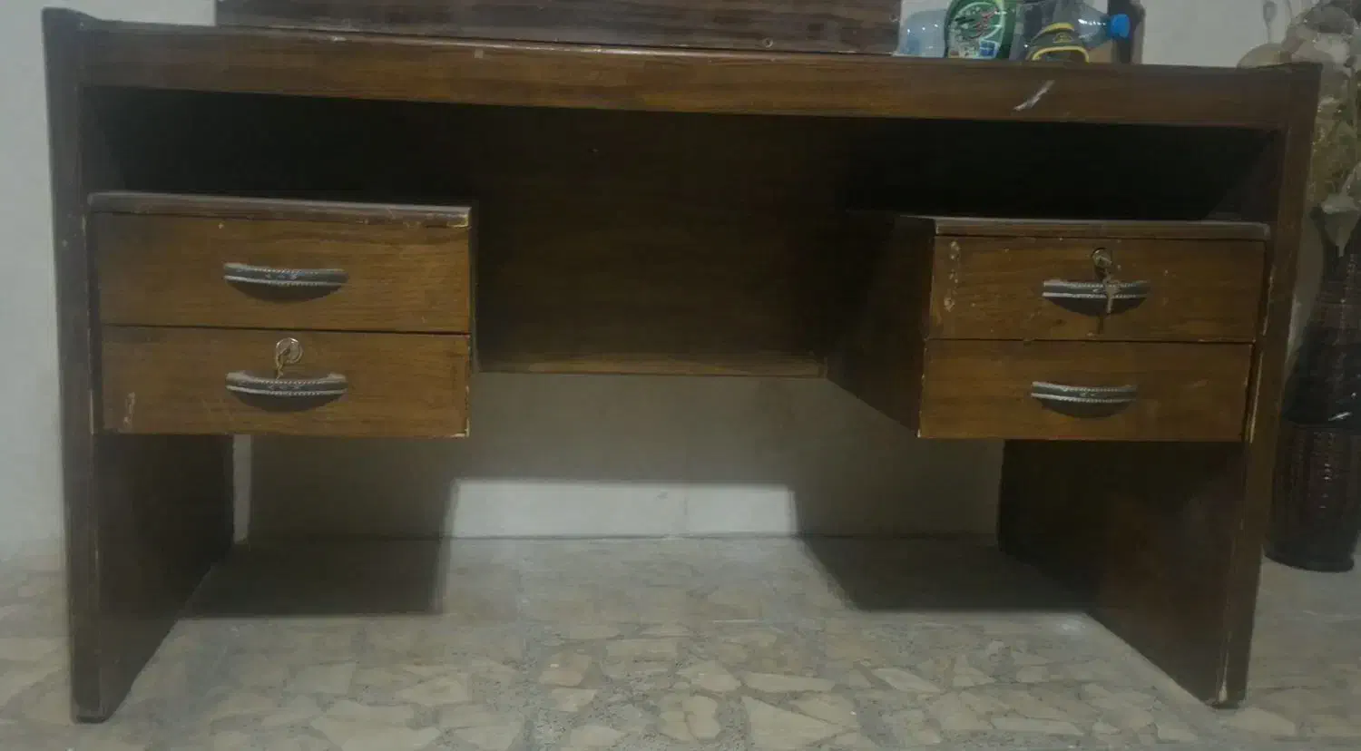 میز 4کشو|میز تحریر و کامپیوتر|زاهدان, |دیوار