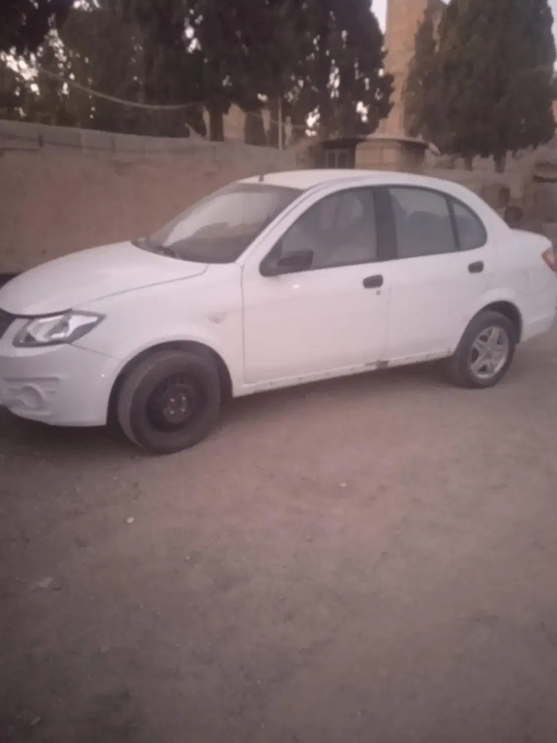 ساینا سواری مدل۱۳۹۶|خودرو سواری و وانت|نجفآباد, یزدانشهر|دیوار