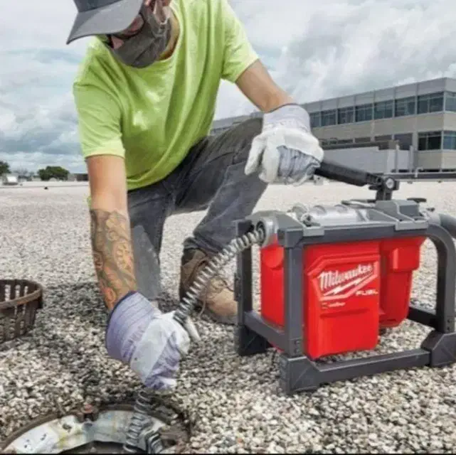 لوله باز کنی چاه فنرزنی گرفتگی فرزن فاضلاب کل شهر|خدمات پیشه و مهارت|صدرا-فارس, فاز ۱|دیوار