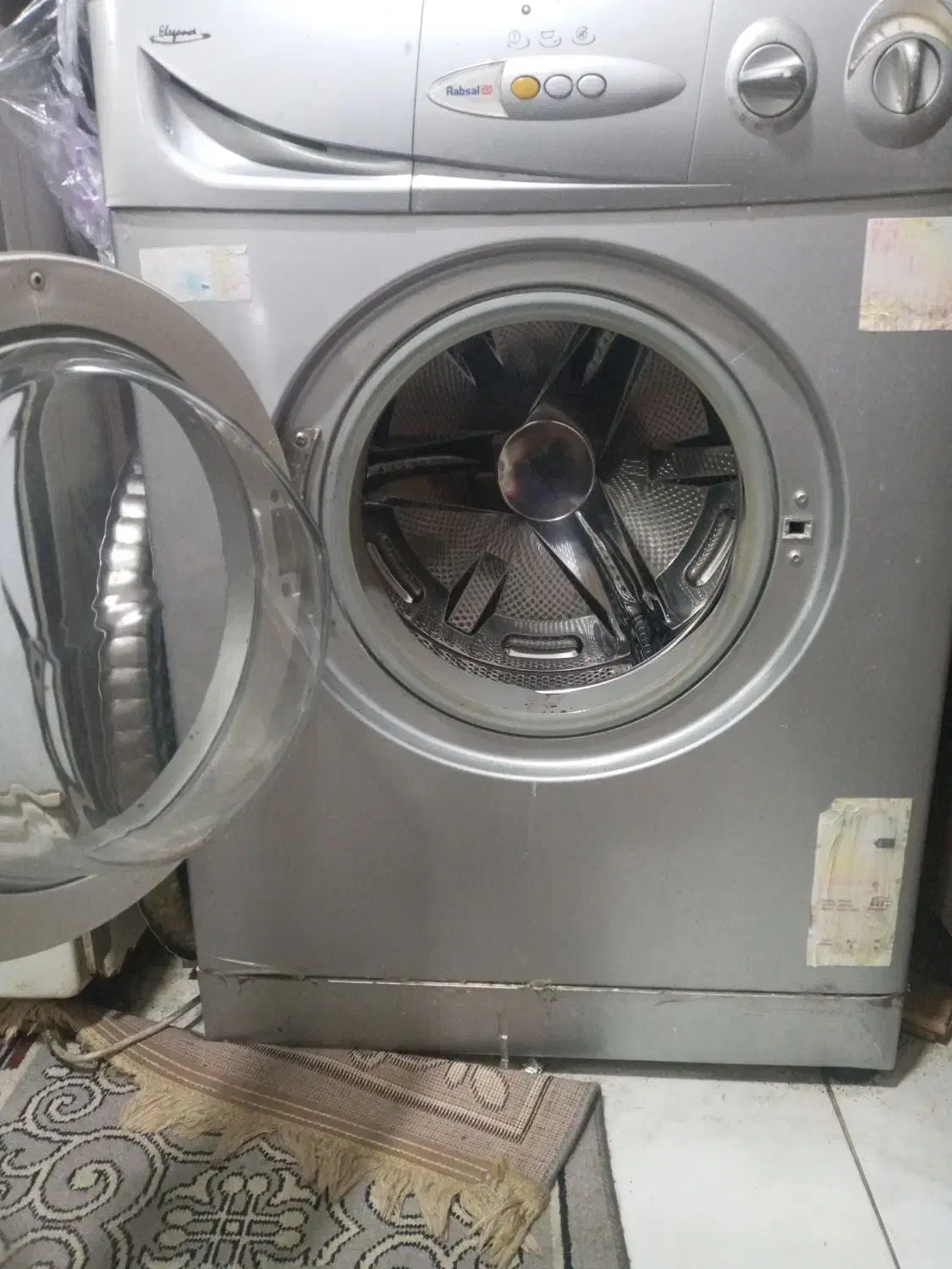 لباسشویی|ماشین لباسشویی و خشک‌کن لباس|هشتگرد, شهرک دانش|دیوار