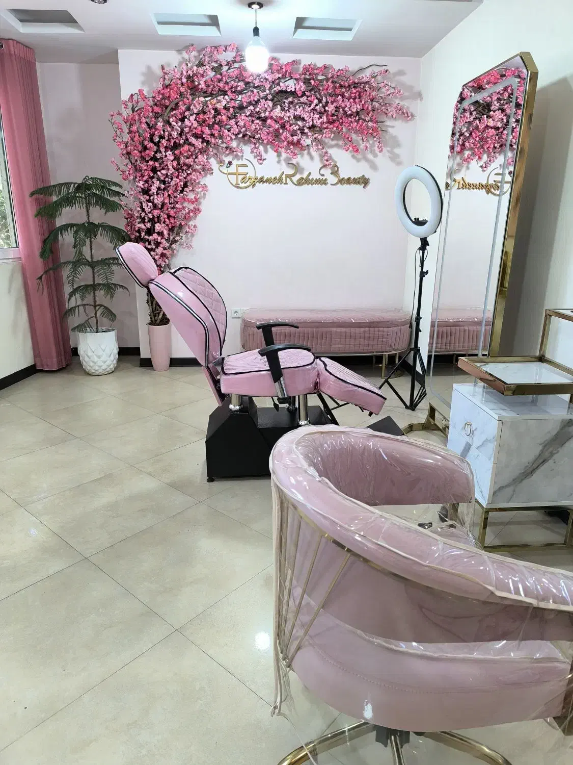 اجاره لاین زیبایی|خدمات آرایشگری و زیبایی|خرم‌آباد, |دیوار