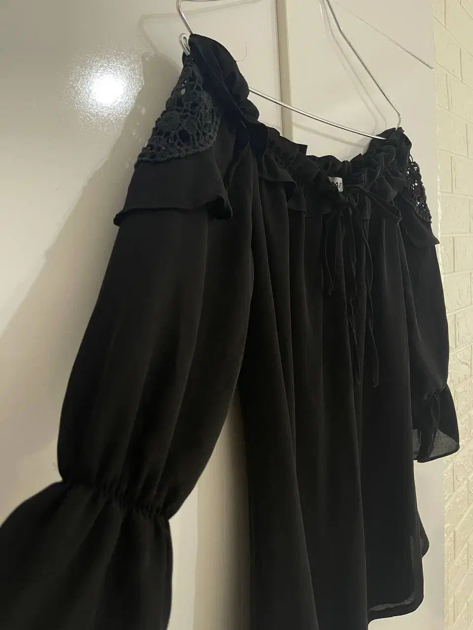 شومیز مشکی|لباس|رشت, گلباغ نماز|دیوار