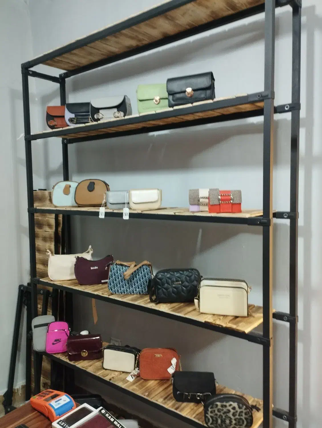 دکور|کتابخانه، شلف، قفسههای دیواری|گناباد, |دیوار