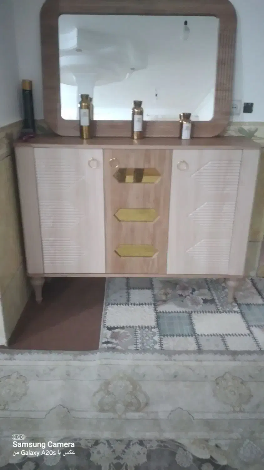 میزتی وی|بوفه، ویترین، کنسول|سیرجان, |دیوار