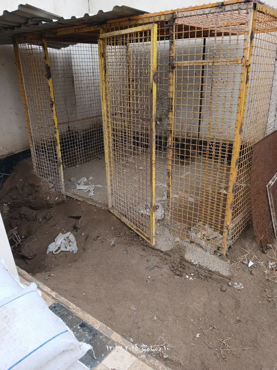 گنجه .قفس کبوتر . سنگین|لوازم جانبی حیوانات|چهارباغ, |دیوار