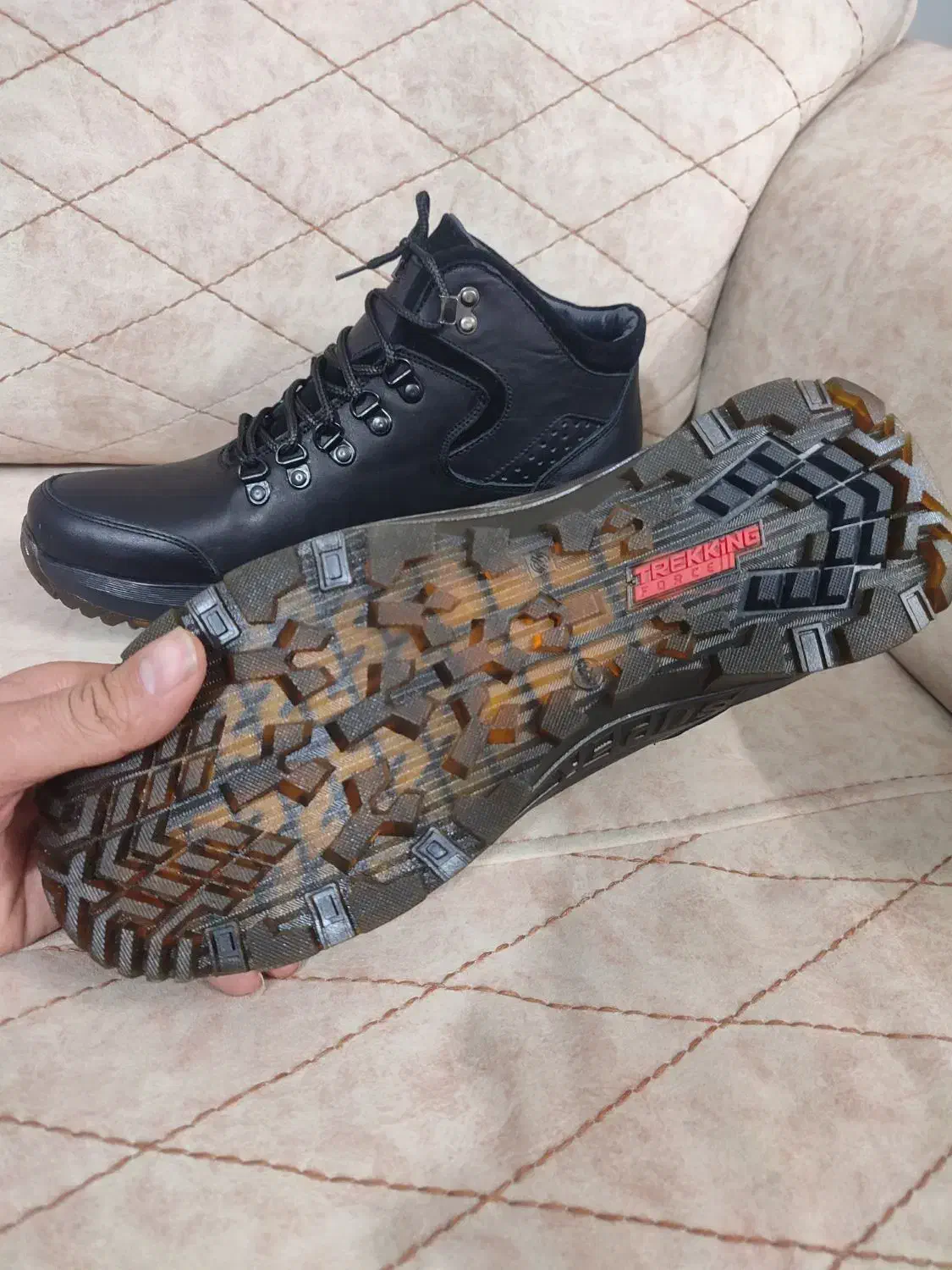 حراج کفش چرم پیاده روی نیم بوت چرم کوه نوردی|کیف، کفش، کمربند|گلستان (تهران), |دیوار