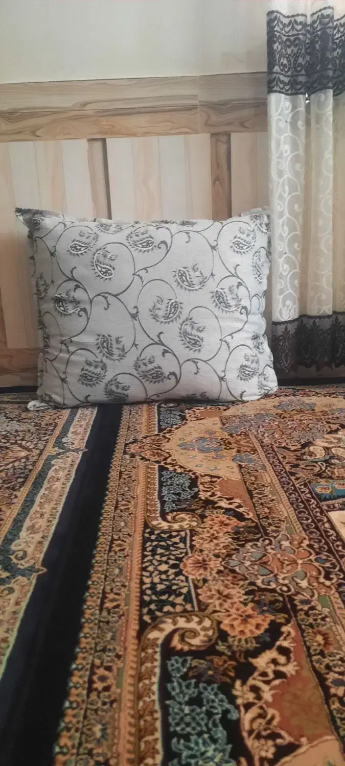 پشتی|پشتی|تایباد, |دیوار