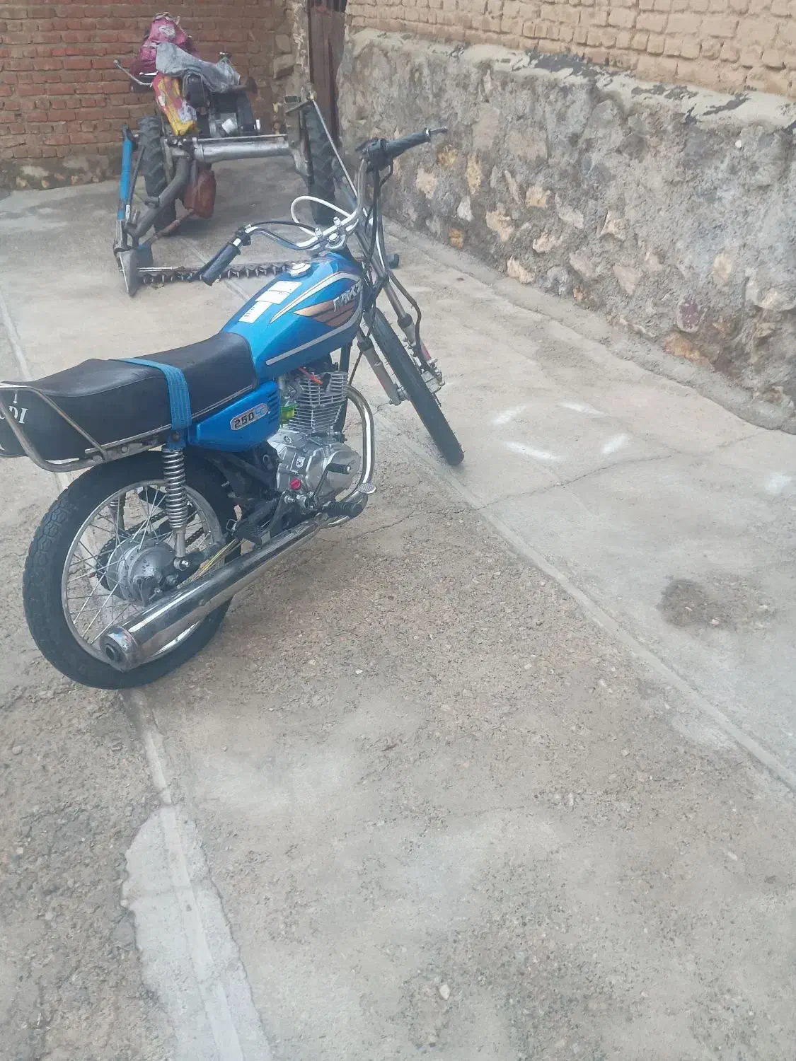 فروشموتورمزاید۲۰۰فولبهفروشمیرست|موتورسیکلت|مهاباد (آذربایجان غربی), |دیوار