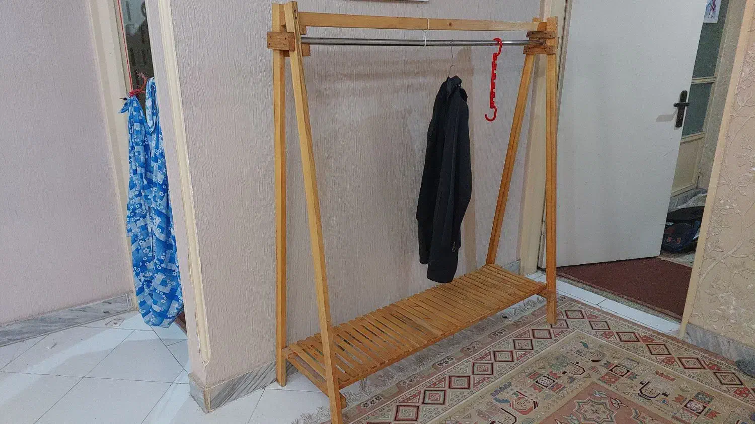 چوب لباسی رگالی ثابت محکم وبادوام|جاکفشی، کمد، دراور|تهران, سلسبیل جنوبی|دیوار