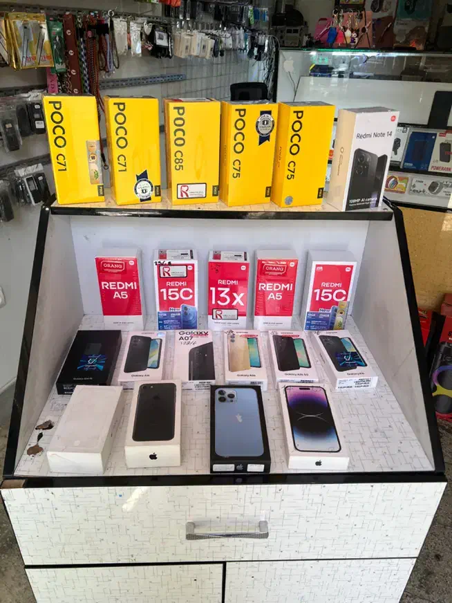 فروش انواع گوشی نو و کارکرده نقد و اقساط|موبایل|کاشان, درب اصفهان|دیوار