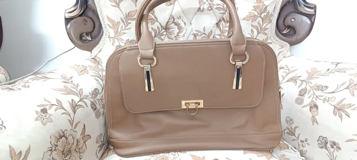 کیف دستی زنانه|کیف، کفش، کمربند|مشهد, حیدرآباد|دیوار